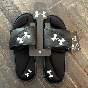 Under Armour slides size 10 NWT